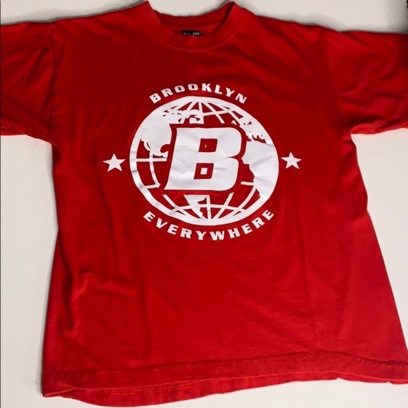Brooklyn Everywhere Graphic Red T-Shirt Sz Small - Picture 2 of 6